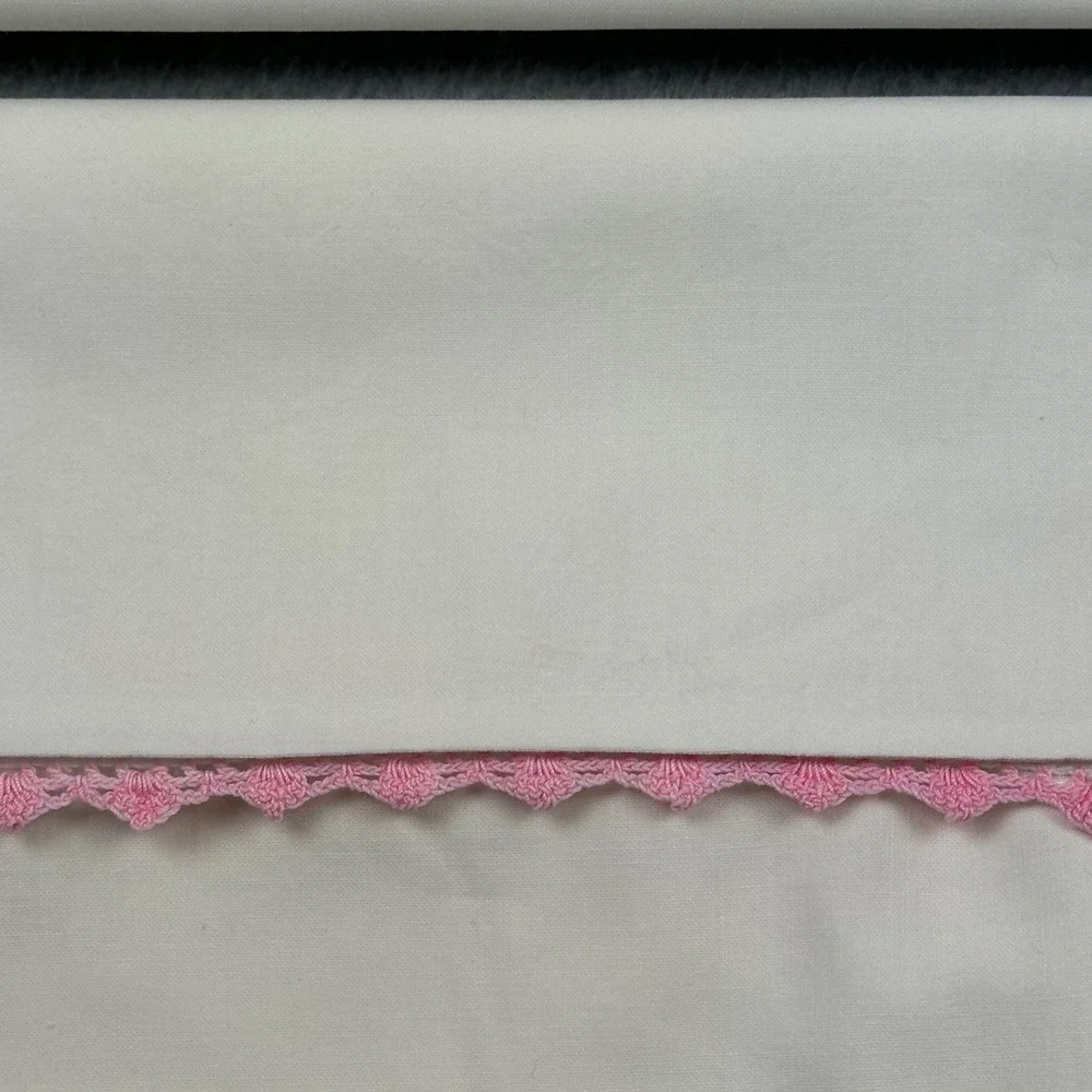 Vintage White Pillowcase Pair Pink Crochet Lace Trim Floral Medallion 20x32